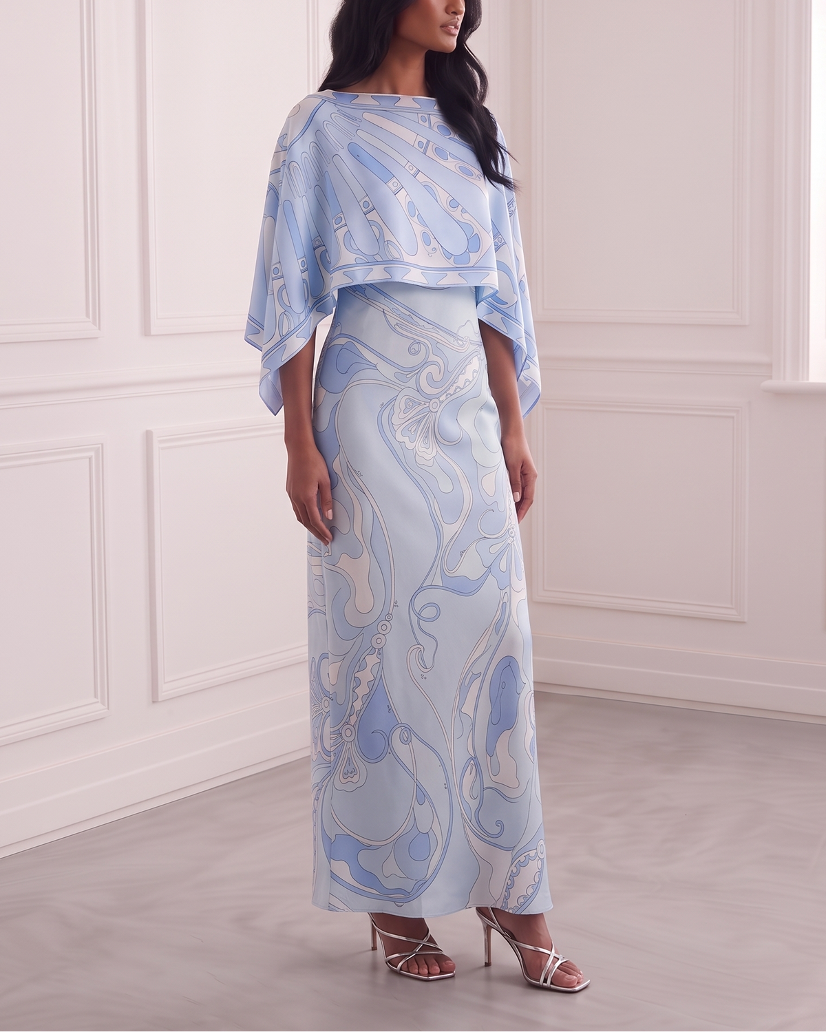 Silk Cape Set